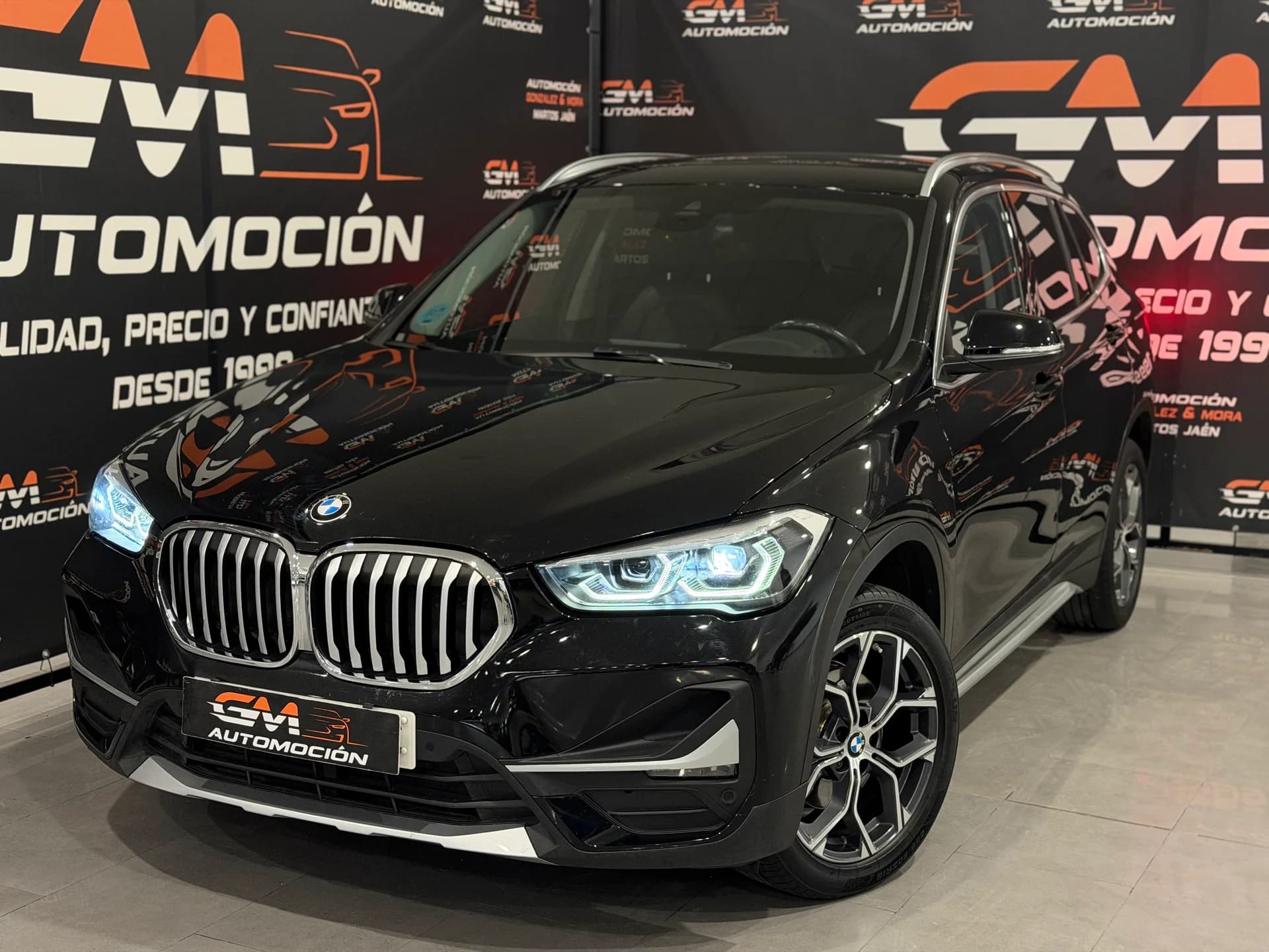 BMW X1 sDrive18d — Negro, en GM Automoción